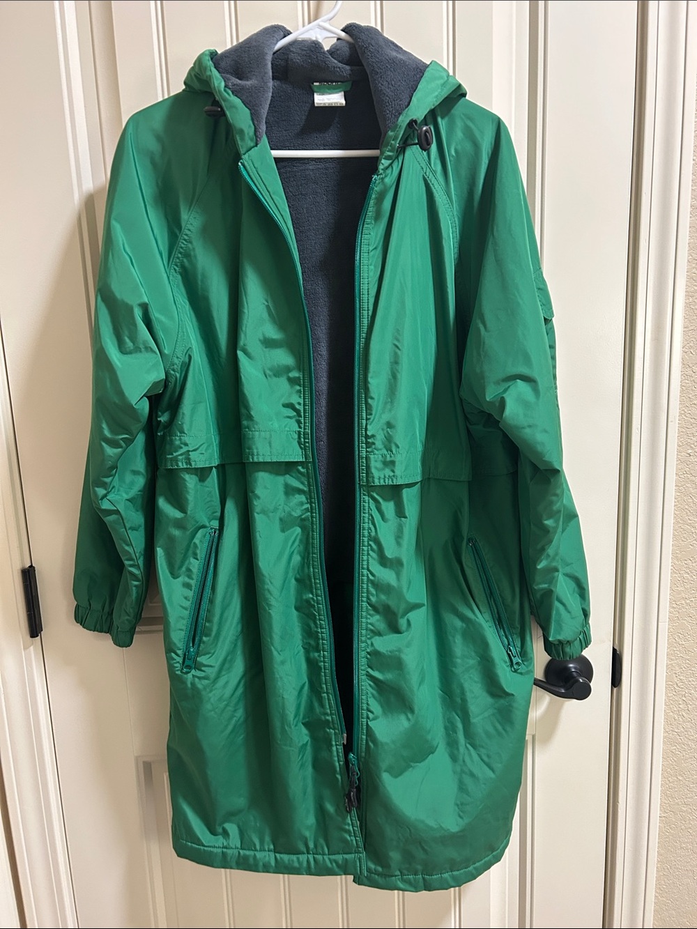 SPORTI- Youth Large Green Hooded Jacket - Lightweight Water-Resistant Coat
